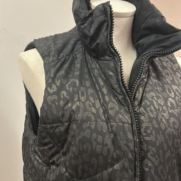 Ralph Lauren Reversible Puffer Vest size M - Picture 11 of 15